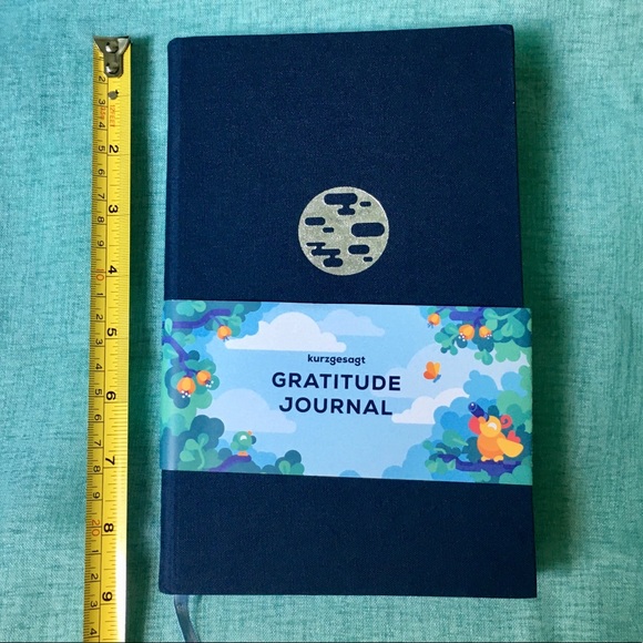 Kurzgesagt Gratitude Journal new - Picture 8 of 15